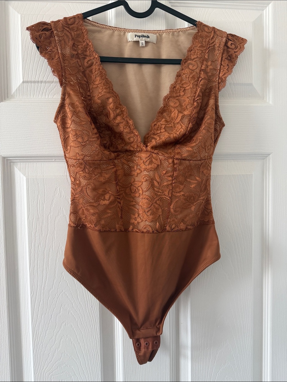 Shapewear V-neck Sleeveless Sculpting Lace Bodysuit